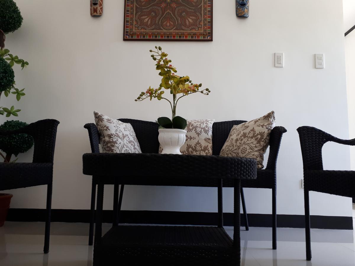 Kent Travellers' Inn Coron Bagian luar foto