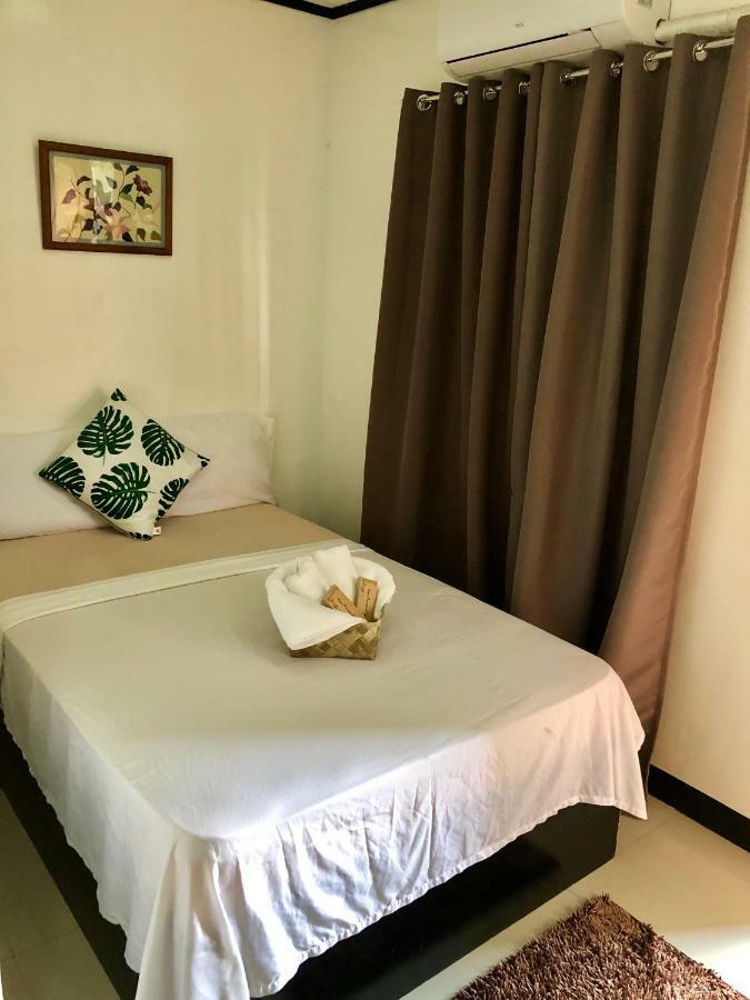 Kent Travellers' Inn Coron Bagian luar foto